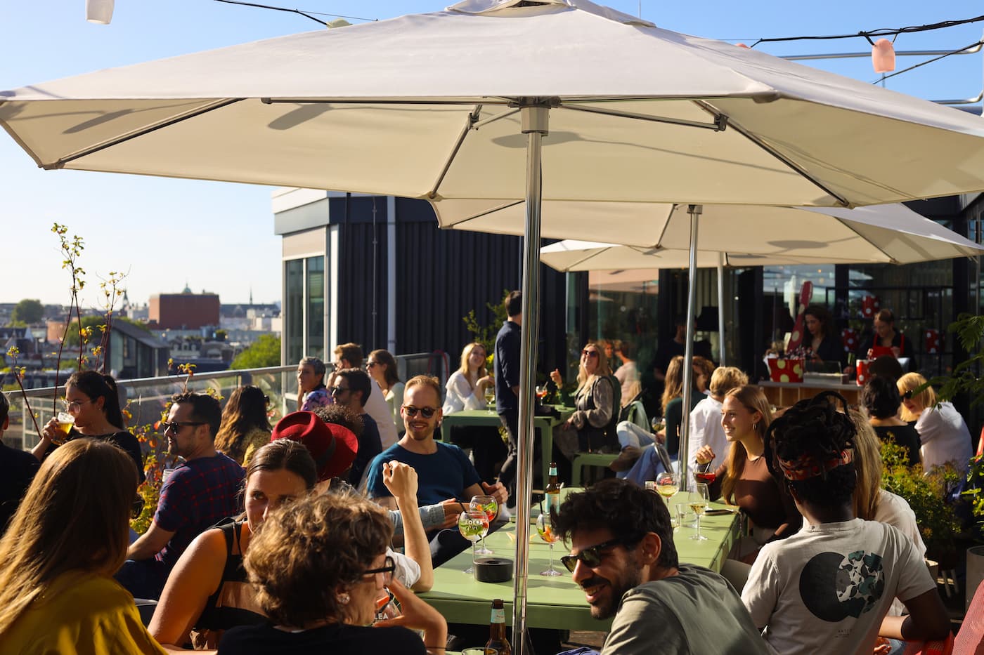 De mooiste dakterrassen in Rotterdam